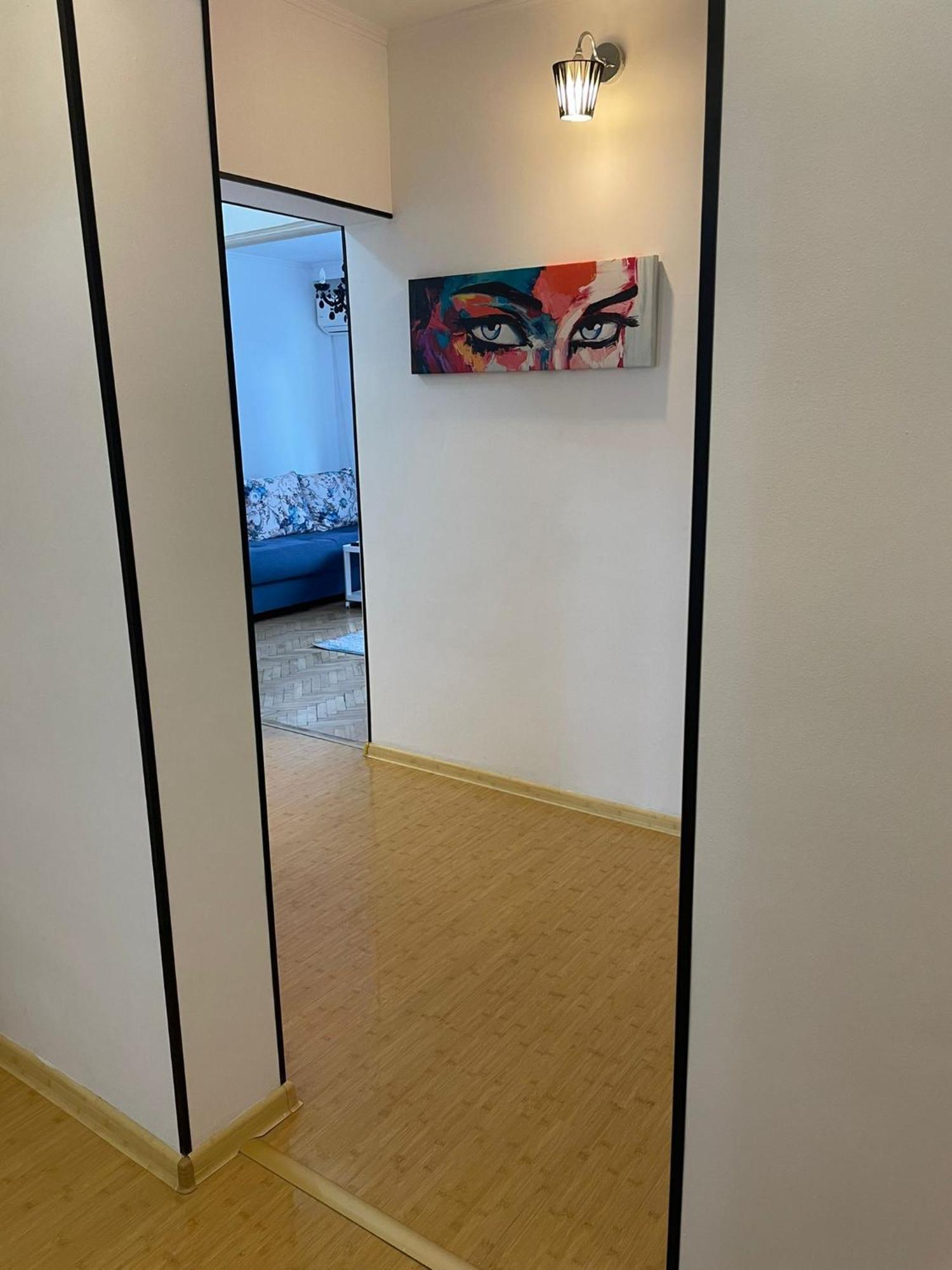 Emm Apartament - 100M Parc Si Metrou Tinererului Bükreş Dış mekan fotoğraf