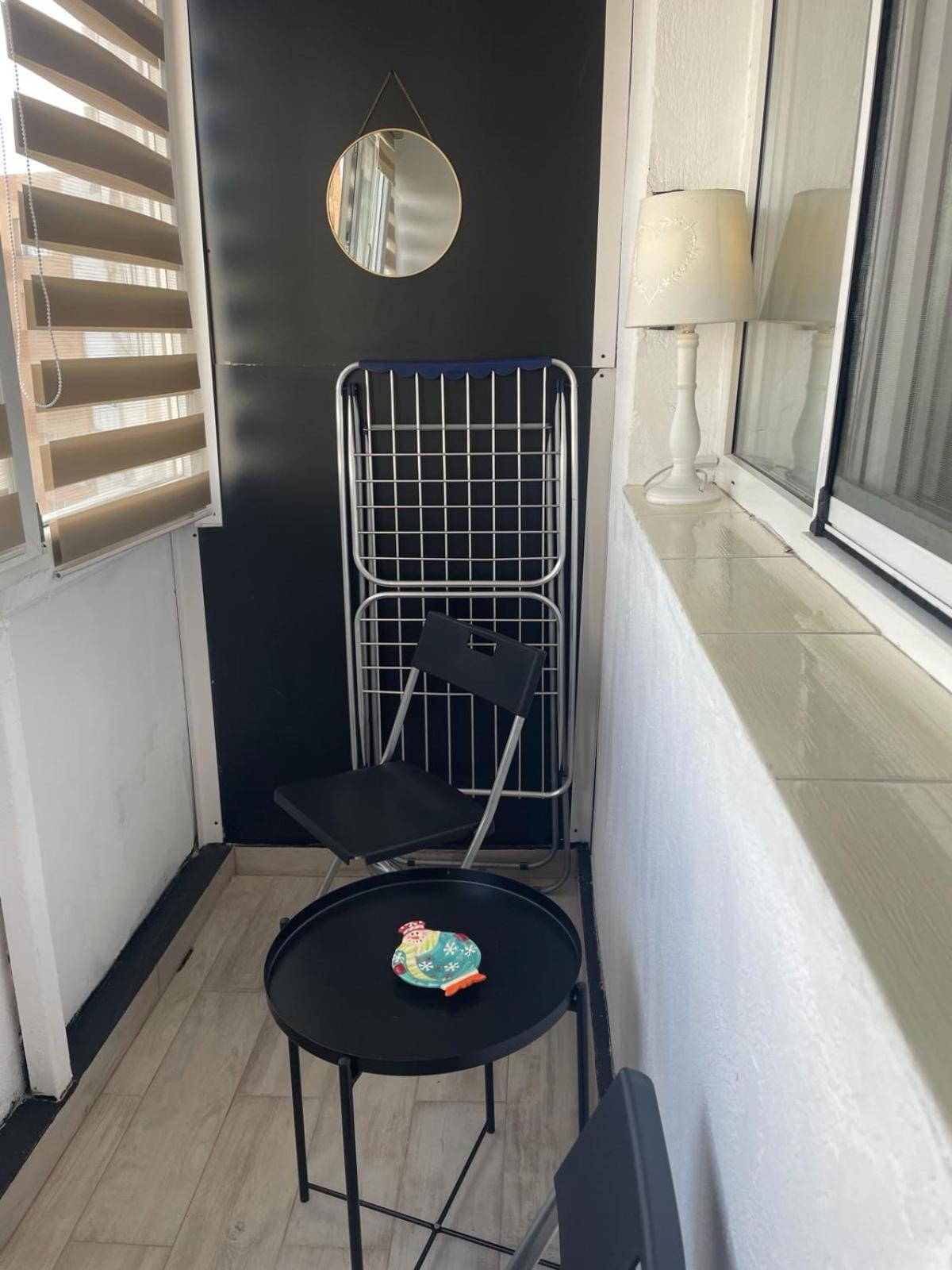 Emm Apartament - 100M Parc Si Metrou Tinererului Bükreş Dış mekan fotoğraf