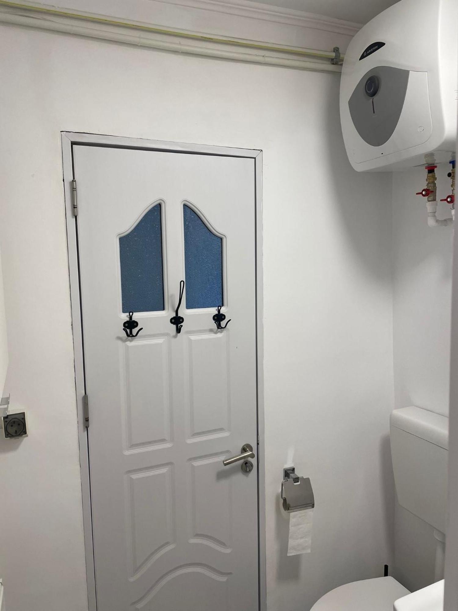 Emm Apartament - 100M Parc Si Metrou Tinererului Bükreş Dış mekan fotoğraf